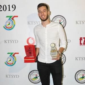 Meet your Posher, Berkem